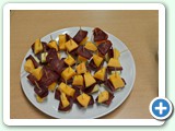 Spiesschen mit Käse, Melone und Trockenfleisch